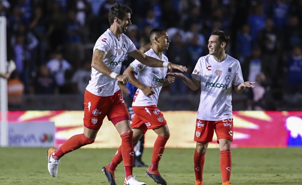 Necaxa, líder momentáneo tras vencer al Querétaro