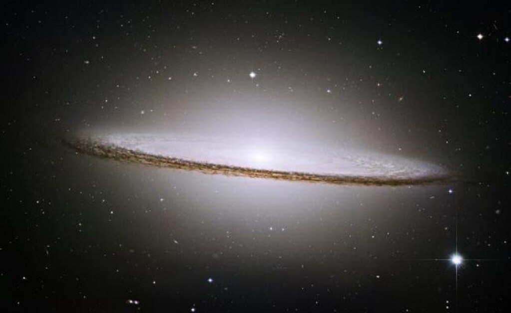 Galaxia “sombrero” o M104. Foto: NASA/Hubble Heritage Team