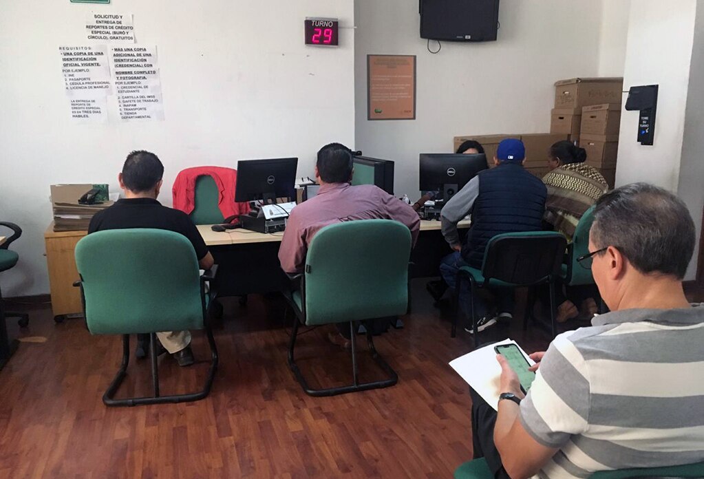 CONDUSEF acumula 12 mil 700 quejas por servicios financieros