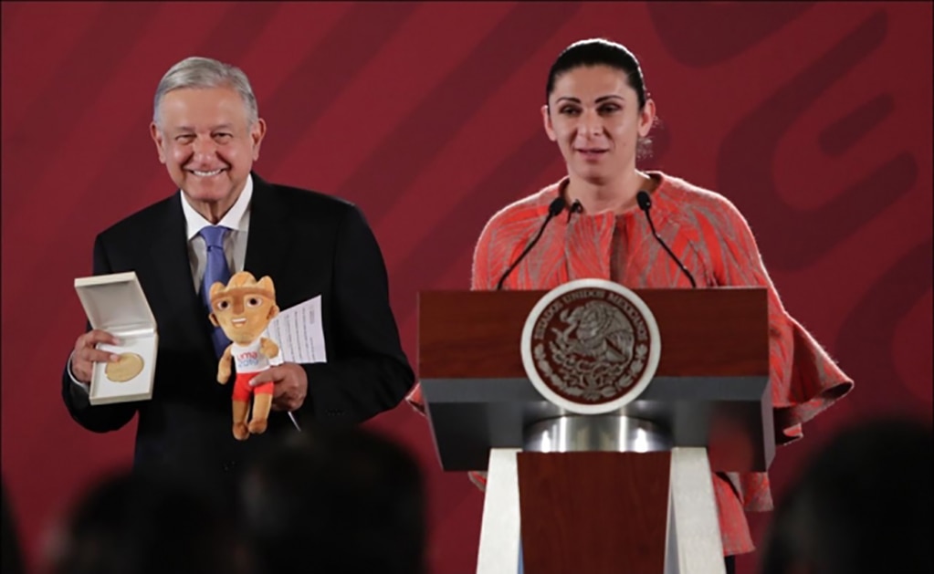 López Obrador completará becas de atletas con bienes incautados y fondo especial