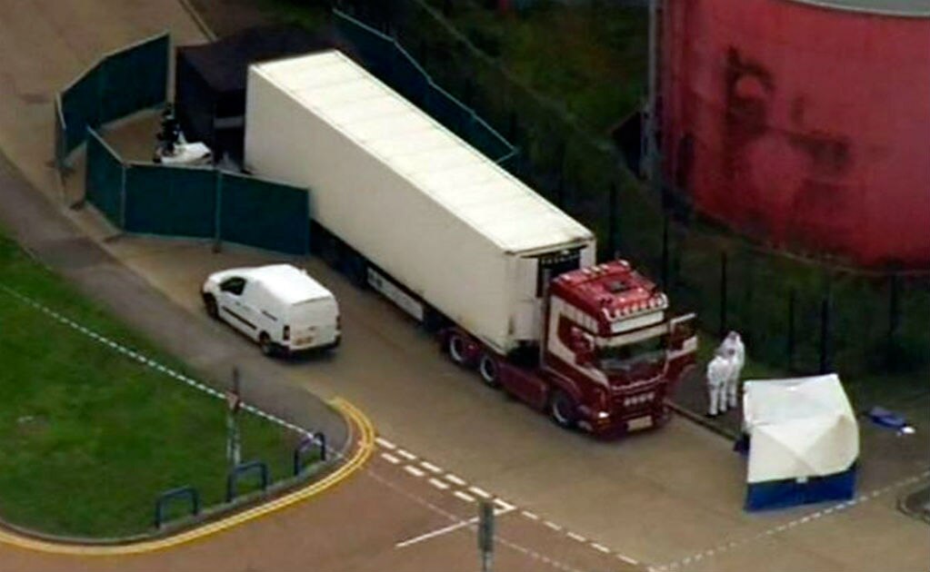 Detienen a otras dos personas por tráiler de la muerte en Reino Unido