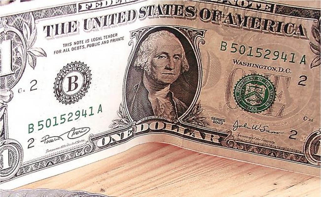 Dólar inicia semana con avance, se vende en $18.94 en bancos de la CDMX