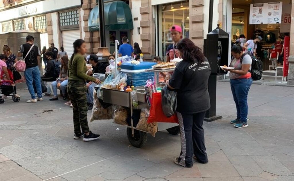 Autoridades sanitarias en SLP miden con “doble vara” a comerciantes: Nuestro Centro