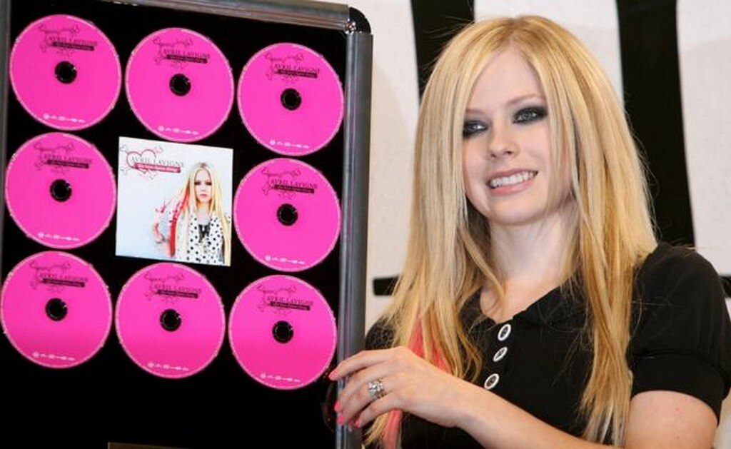  Avril Lavigne se sincera sobre su enfermedad: "Acepté la muerte"