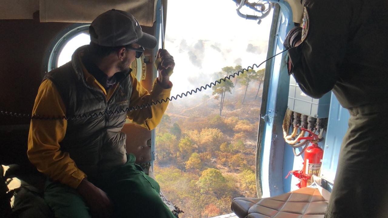 Brigadistas reanudaron labores para combatir incendio este domingo 