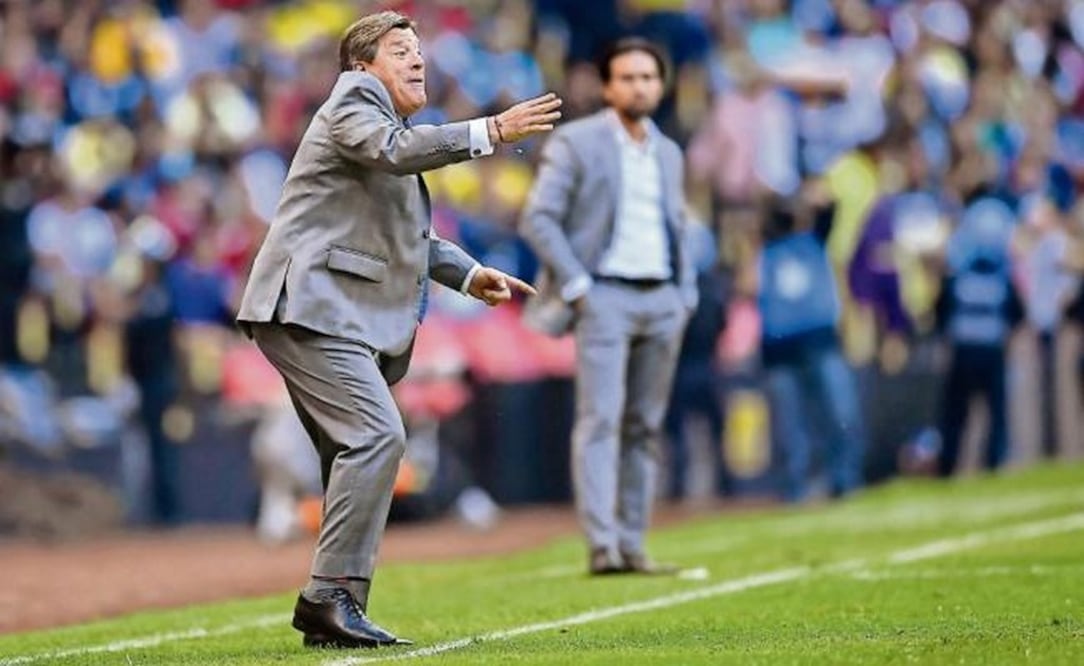 Miguel Herrera tiene alternativas para enfrentar el certamen copero. (IMAGO7)