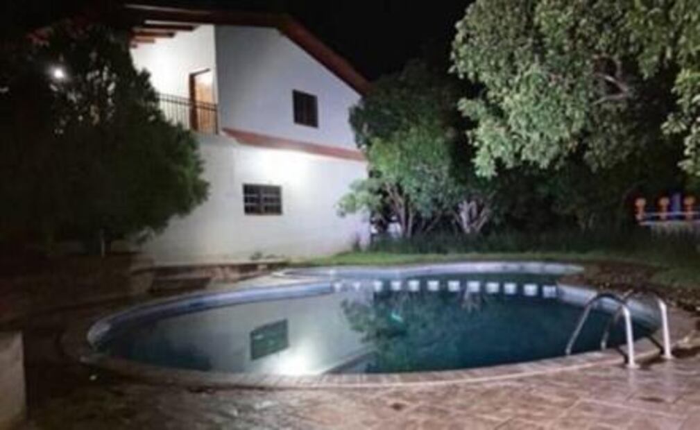 Mansiones con lagos artificiales, autos de lujo y animales exóticos, lo asegurado a la Familia Michoacana en Edomex