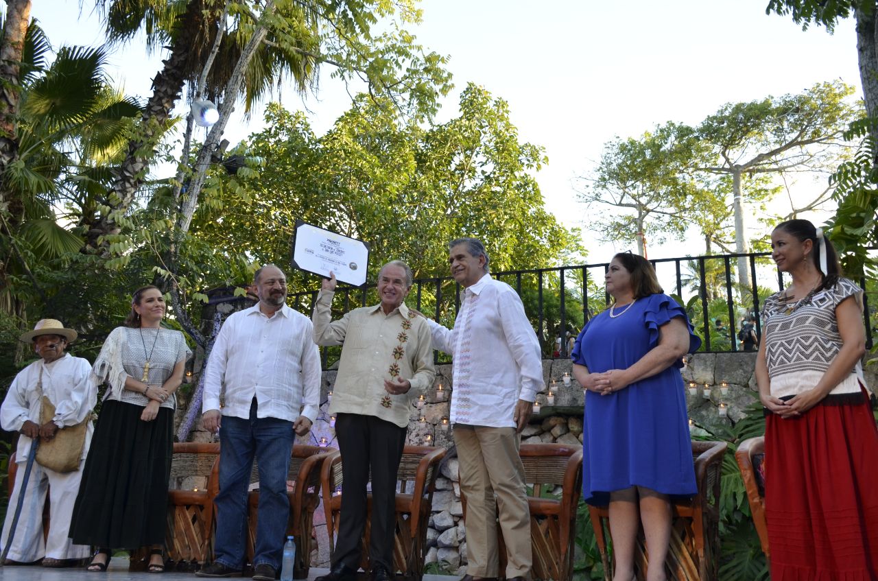 SLP proyecta sus tradiciones a través del XIV Festival de Tradiciones de Vida y Muerte en Xcaret