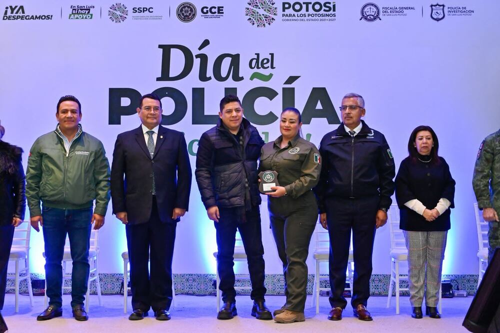 Ricardo Gallardo se compromete a robustecer el presupuesto para las y los policías de SLP. Foto: Especial