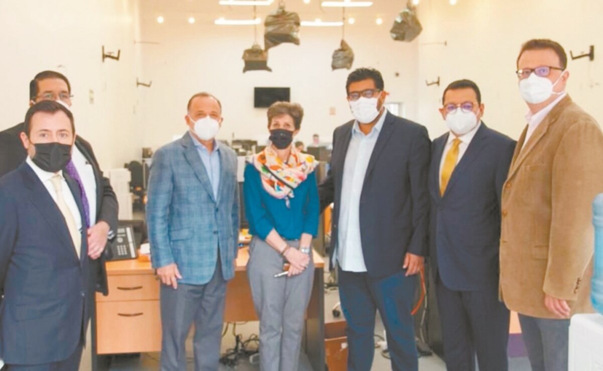 El magistrado Reyes Rodríguez Mondragón, nuevo presidente del TEPJF, difundió ayer en sus redes sociales que comenzó con los trabajos de entrega-recepción en el órgano electoral. Foto: Especial.