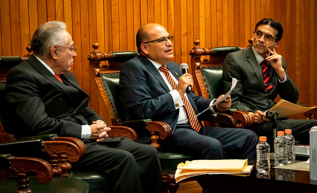 Presentan libro “Derechos de los adultos mayores” en Facultad de Derecho de la UASLP