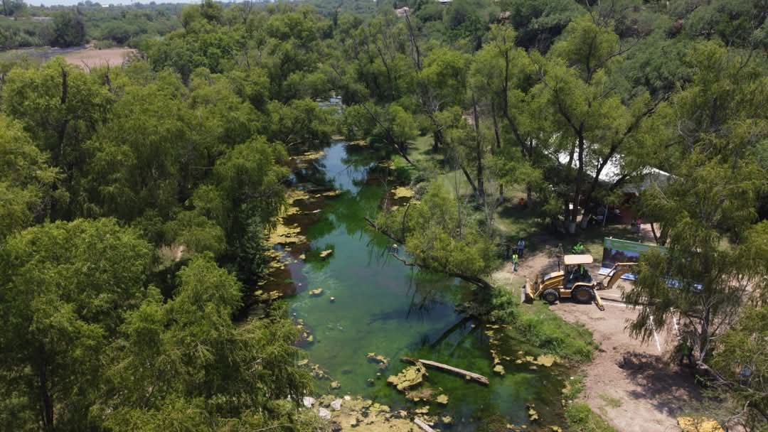El parque lineal se encuentra en la rivera del río Verde