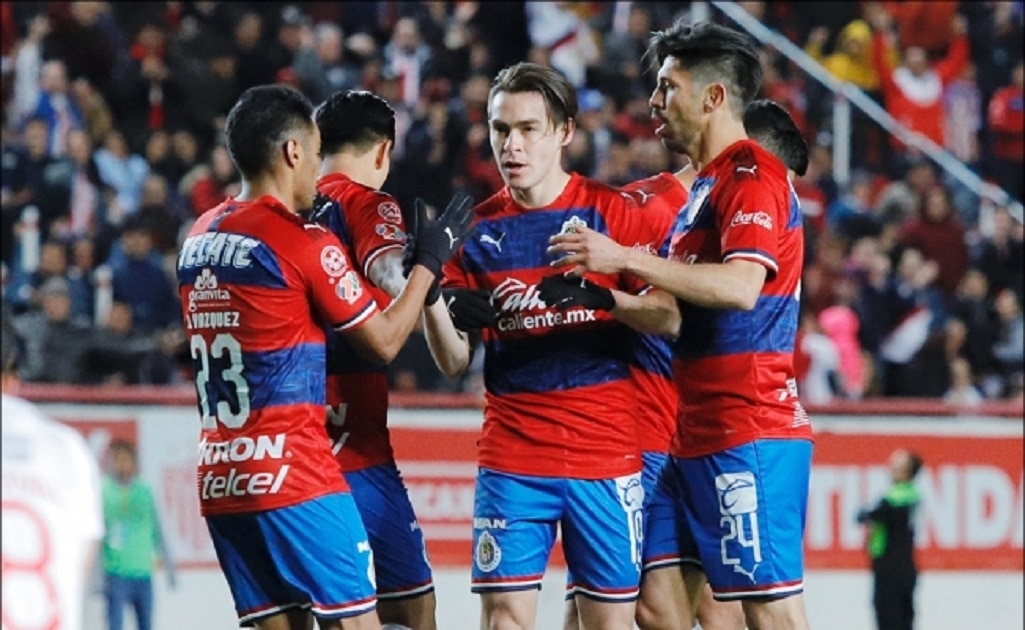 Chivas cierra preparación con victoria ante Necaxa