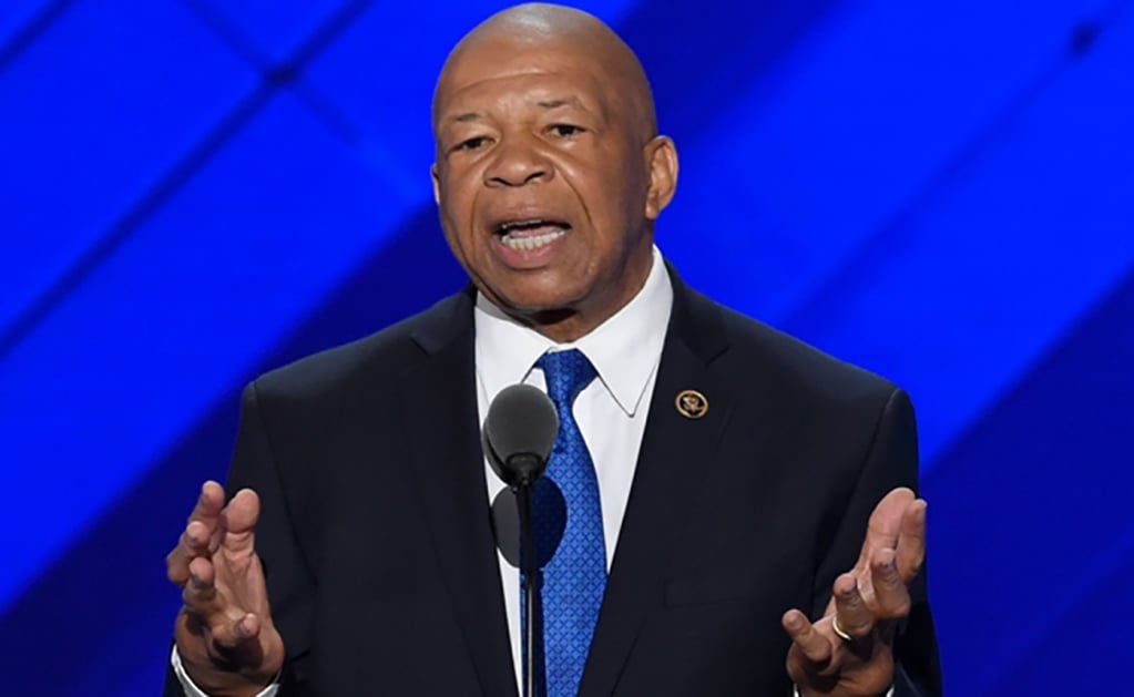 Critica Trump a congresista afroamericano: "debería limpiar su distrito de ratas"