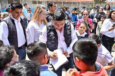 Anuncia Gallardo remodelación de escuela primaria en la capital potosina