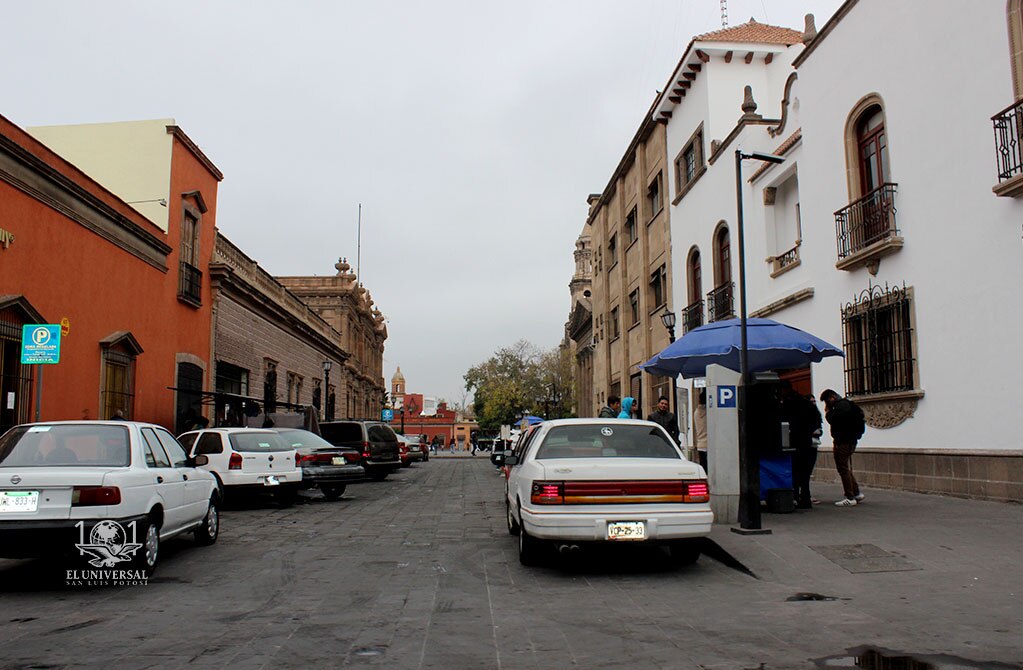 Infracciones en Centro Histórico ahuyentan a clientes