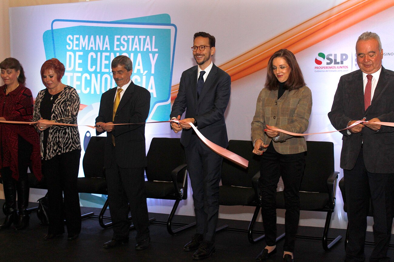 Gobierno capitalino participa en Semana Estatal de Ciencia y Tecnología