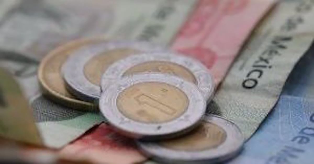 Sin abonar al adeudo de pensiones