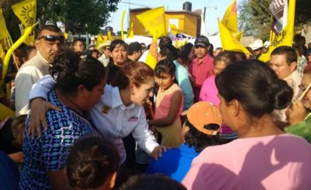 Érika Briones se registra para la alcaldía de Villa de Reyes