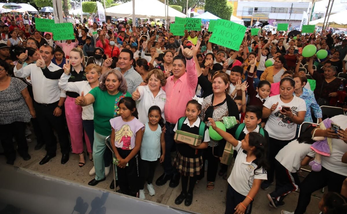 Inicia Gallardo Cardona entrega de apoyos escolares en SLP