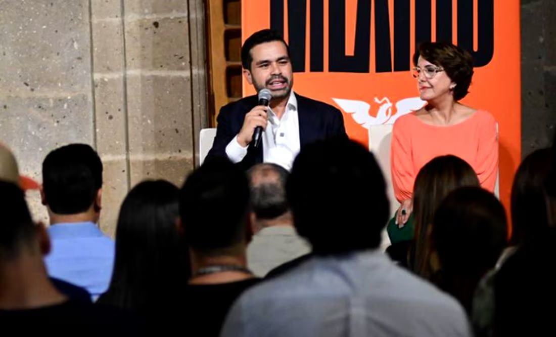 Álvarez Máynez reveló que aceptó ir por la grande de Movimiento Ciudadano al darse cuenta de que hay un sector de indecisos que podría lograr que por primera vez el partido naranja llegue a la silla presidencial. Foto: especial