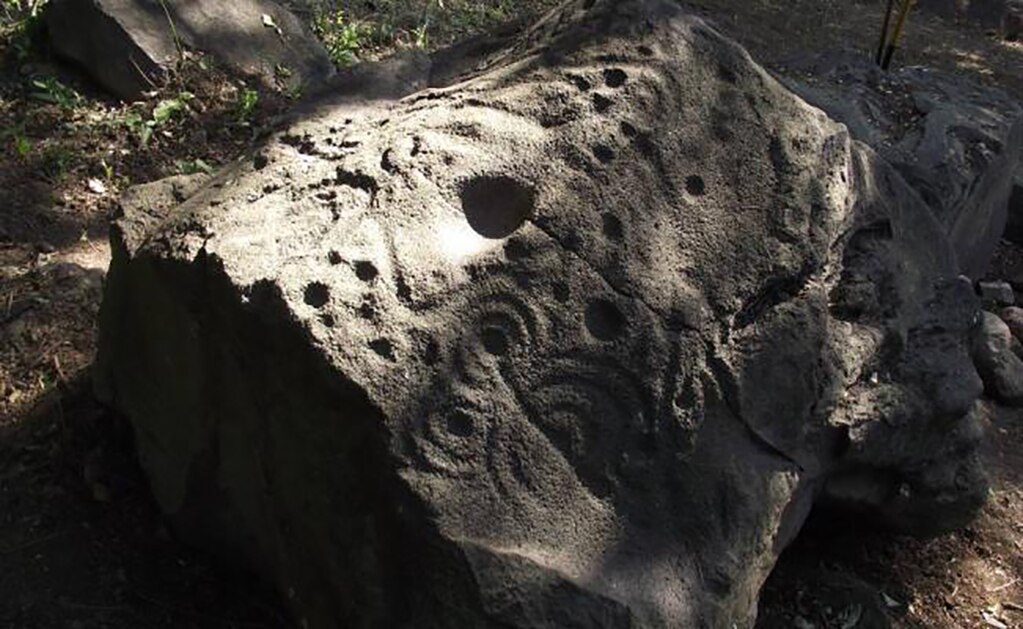 Localizan 108 petroglifos en Zona Arqueológica de La Campana