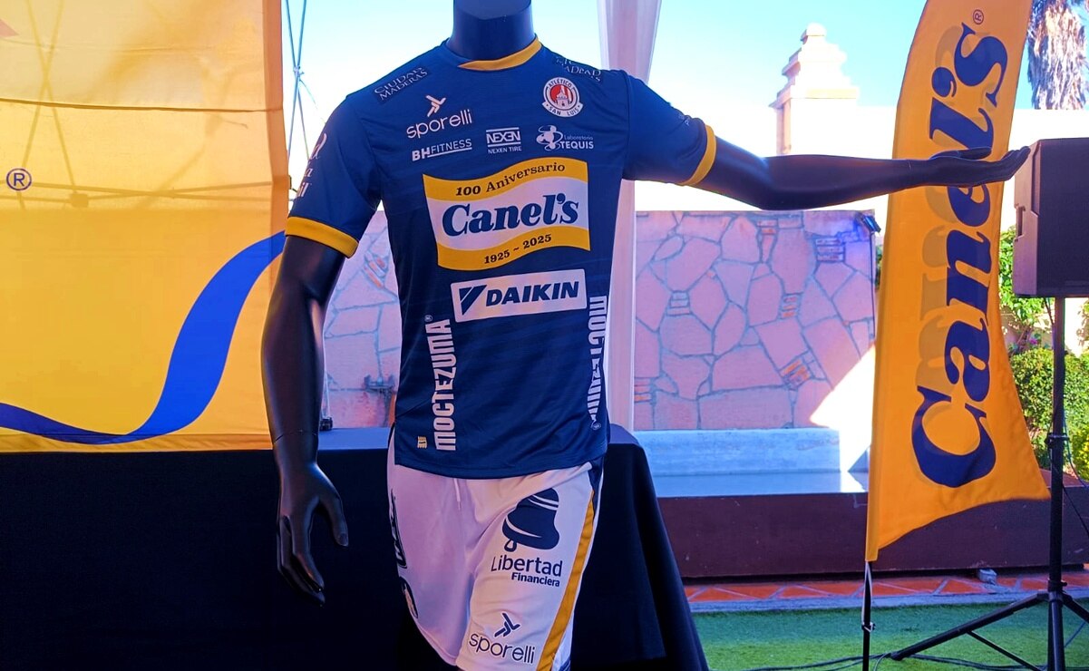 Canel’s celebra un siglo de historia con un jersey conmemorativo junto al Atlético de San Luis 