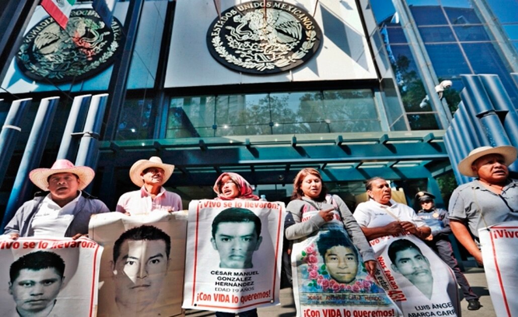 CNDH presenta 18 denuncias penales y administrativas por caso Ayotzinapa