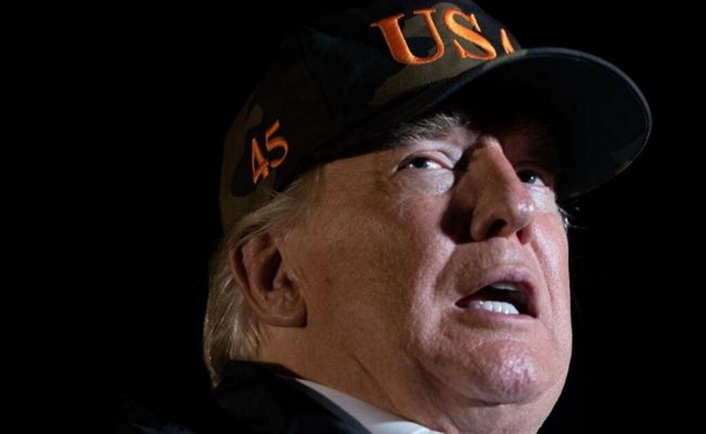  Juez bloquea medida de Trump que limita solicitudes de asilo a migrantes