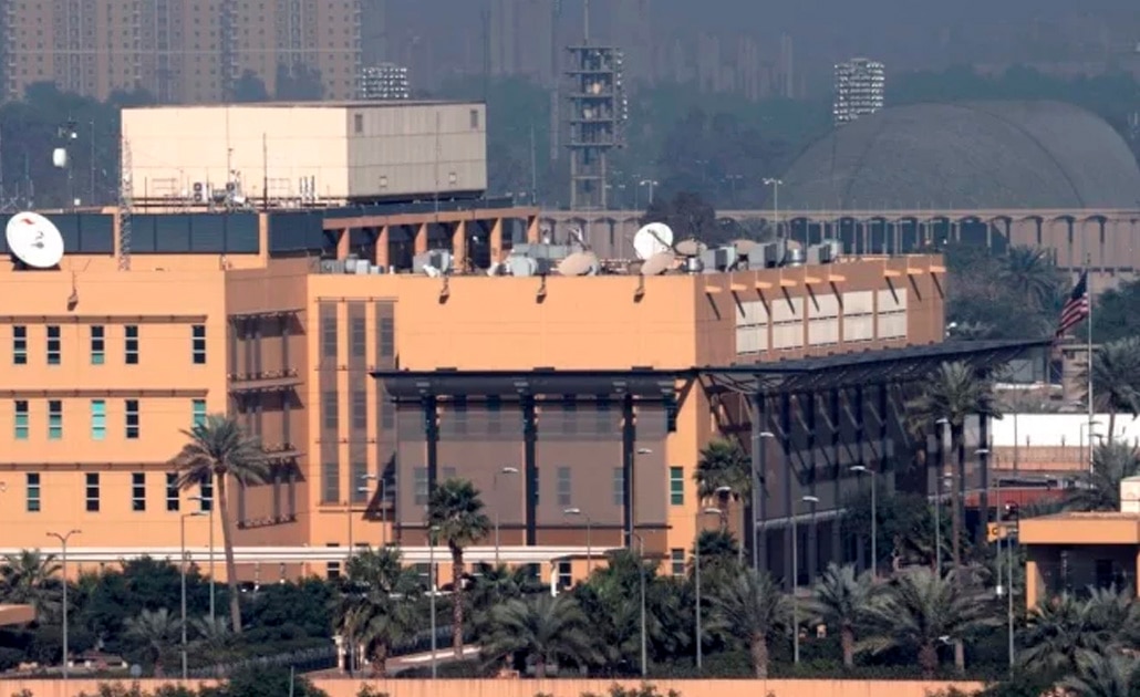 Reportan impacto de dos cohetes cerca de la embajada de EU en Bagdad