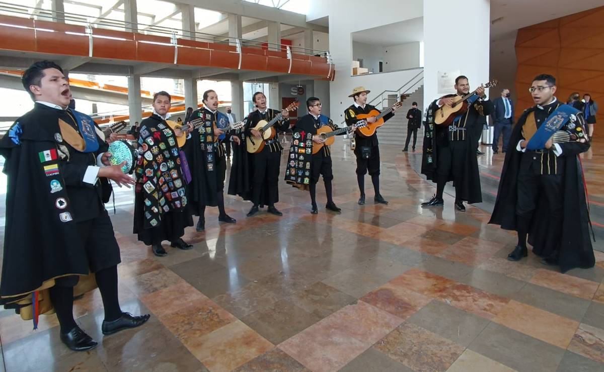 Celebra UASLP 100 años de autonomía. Un centenario de "responsabilidad y libertad” universitaria