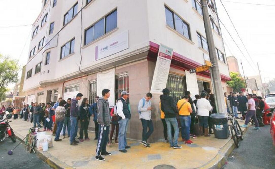 INE alarga plazo para reposición de credencial