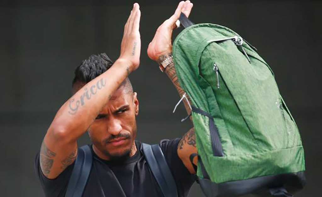 Paulinho no descarta dejar al Barcelona y regresar a China