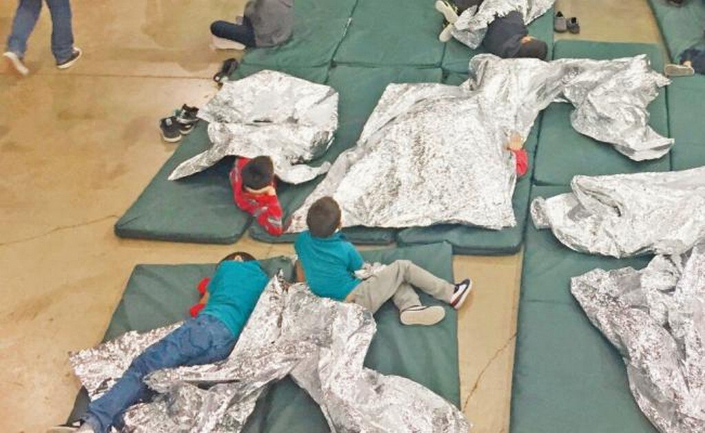 EU usa jaulas para niños migrantes como las que usó con talibanes