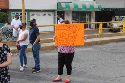 Crisis del agua: bloquean avenida México, en la capital de SLP, ante falta de suministro desde hace un mes