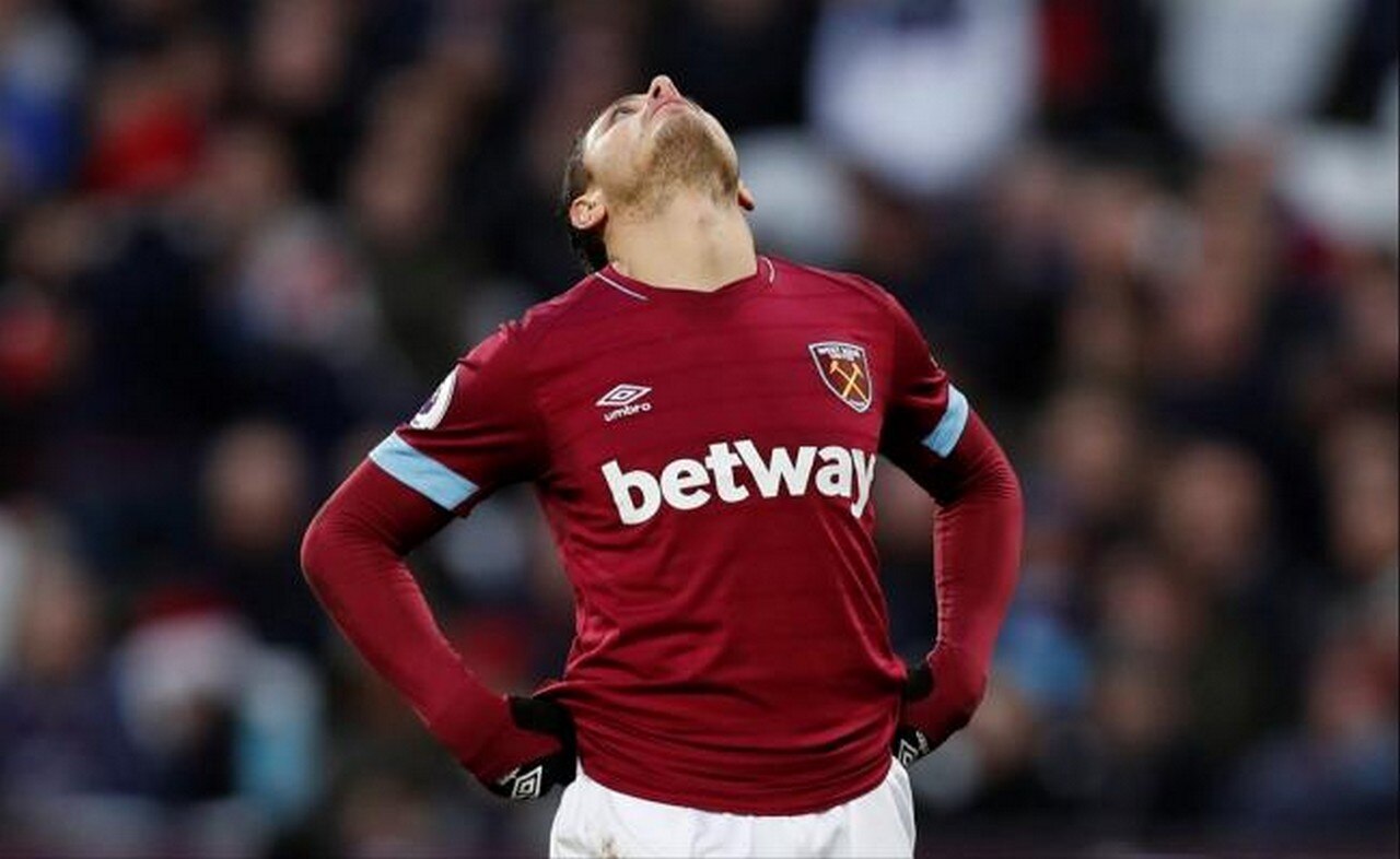 Javier Hernández fue titular. Foto: Reuters