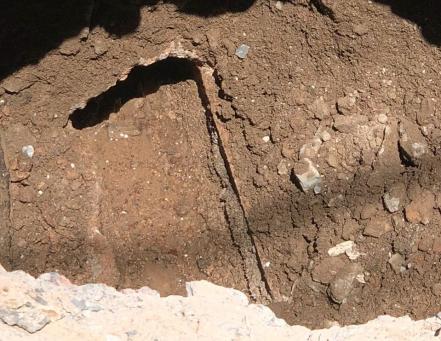 Clausuran drenajes clandestinos en club deportivo 2000