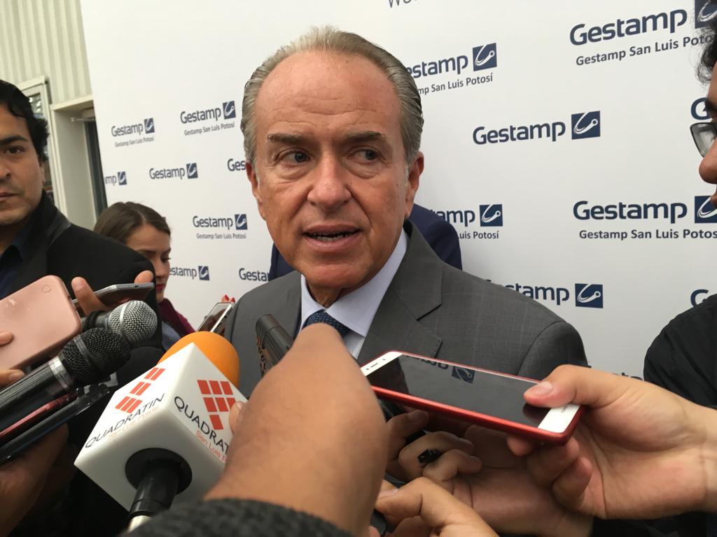 Confía gobernador en abatir adeudo con el sector salud