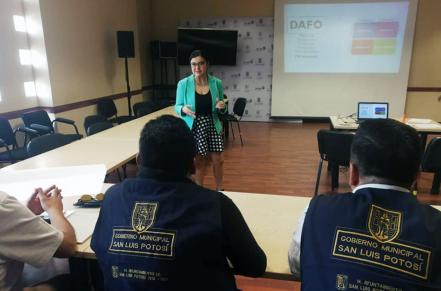 Inspectores de comercio reciben capacitación en derechos humanos