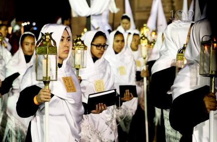 "Vivir un poco de la pasión que sufrió Jesús me satisface"; la procesión de un cofrade en San Luis
