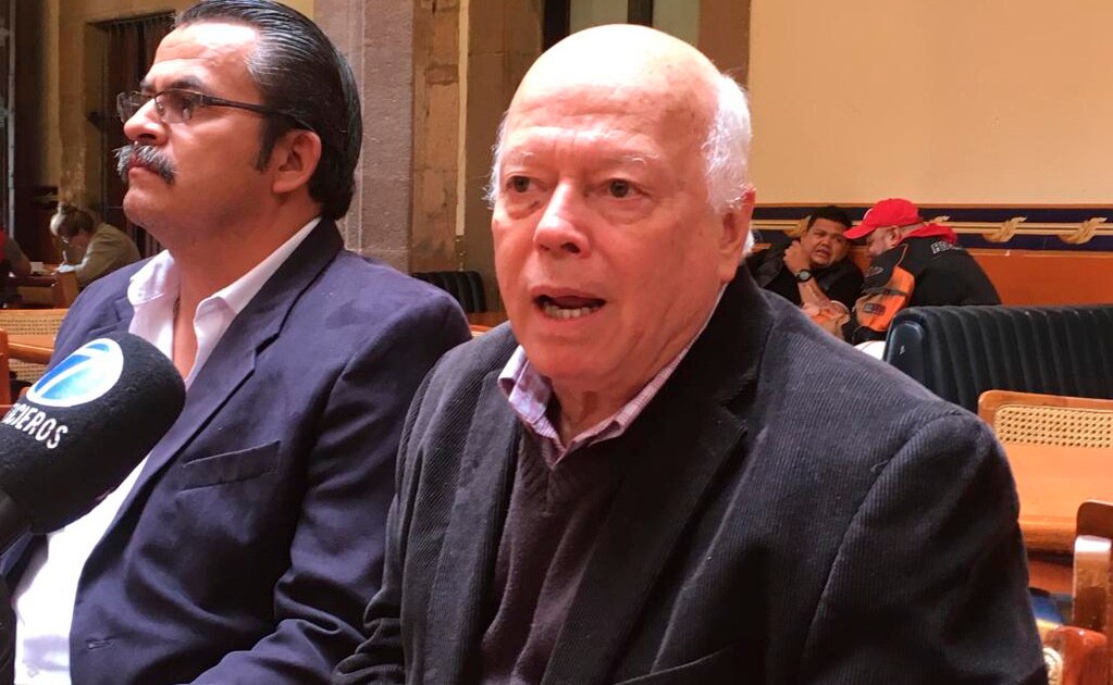 Sindicatos potosinos deben despedirse de simulaciones y contratos de protección: García Urrutia