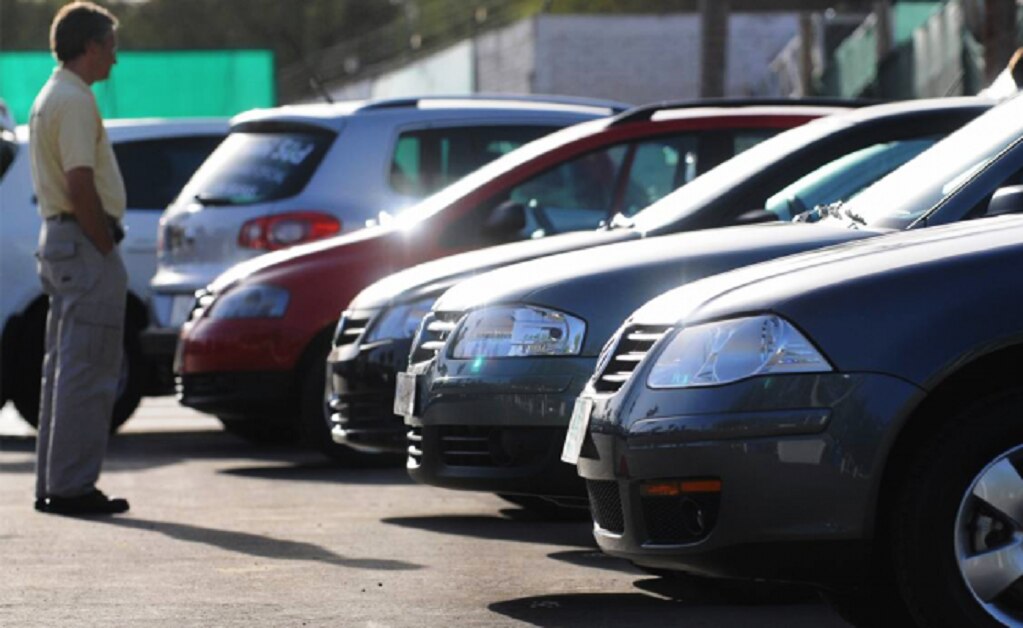 Registra SLP caída del 4.9% en venta de vehículos