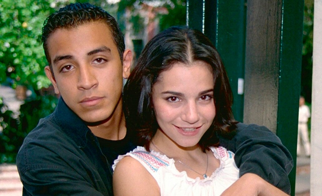 Reencuentro de Ulises y Renata desata reacciones del elenco de "Amarte duele"