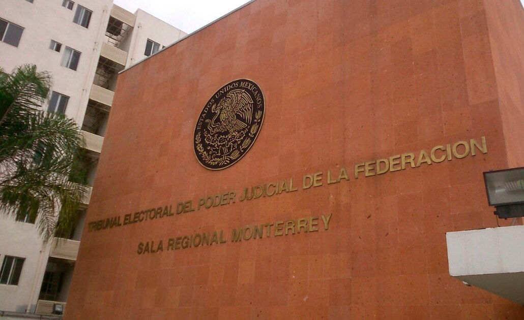 Tumba Sala Monterrey regidurías plurinominales en Charcas y Ciudad Fernández