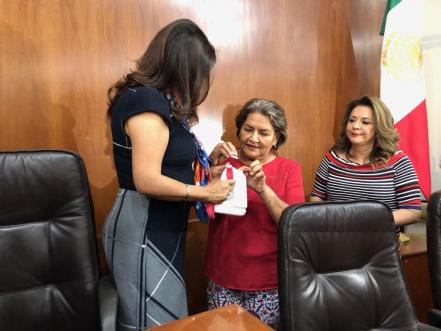 Estrena Congreso del Estado partida de donativos con la Cruz Roja