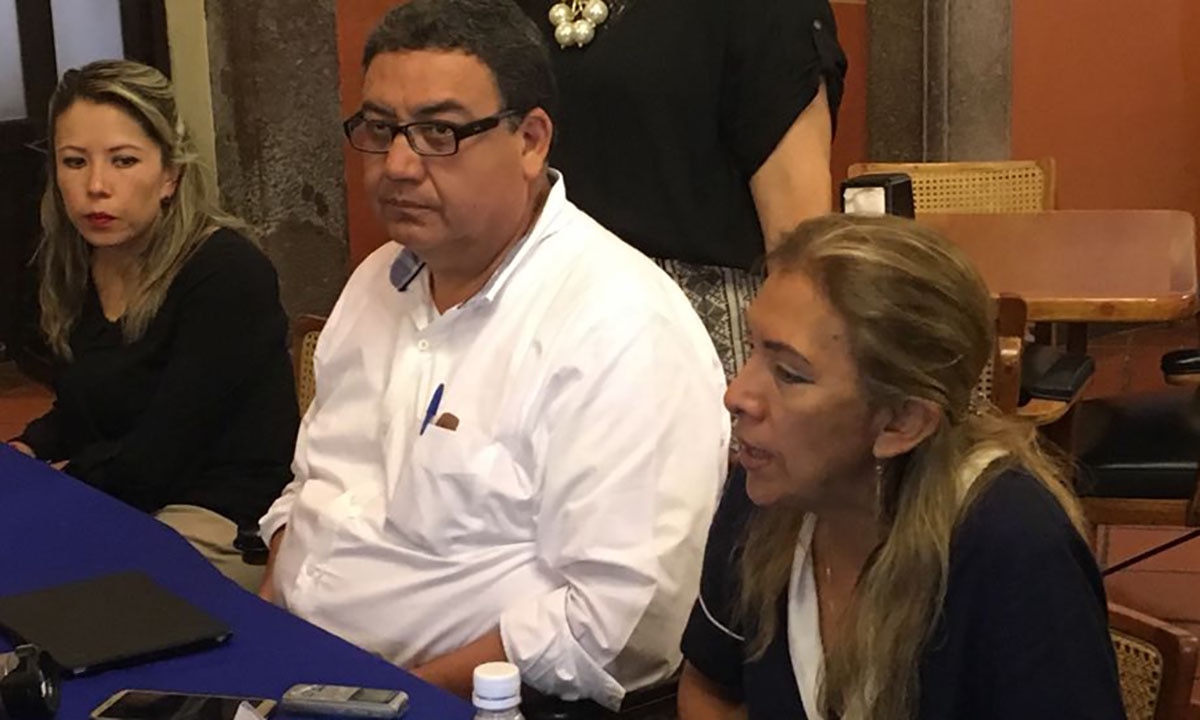 Denuncian confrontación entre sindicatos burócratas en plantón