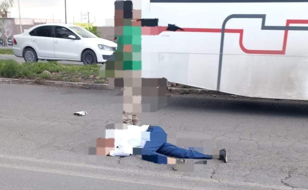 Investiga fiscalía de SLP asesinato de taxista sobre la carretera 57. Foto: Especial