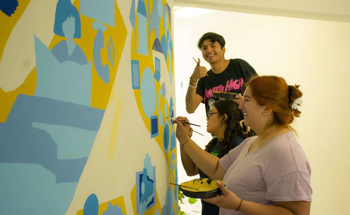 Estudiantes de la UASLP crean mural con realidad aumentada