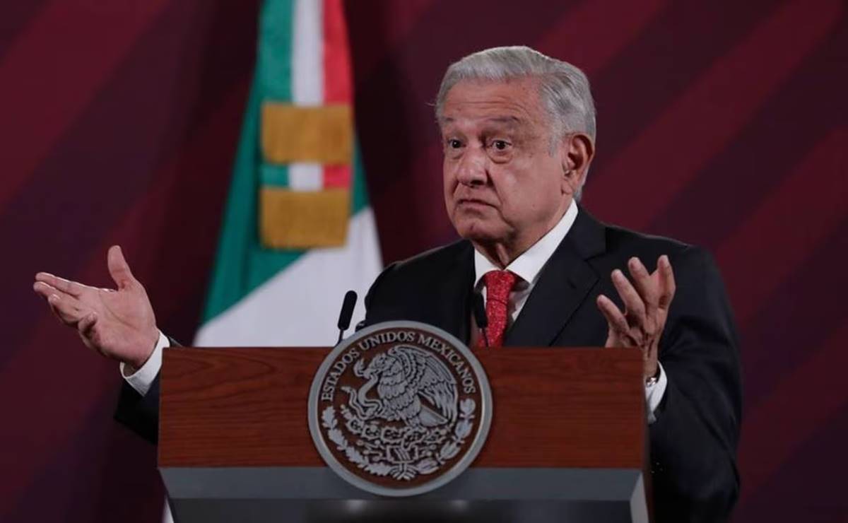 El presidente López Obrador anunció que suspenderá la distribución de los libros de texto gratuitos de la SEP en Chihuahua. Foto: Diego Simón Sánchez