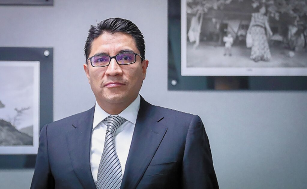 Buscan en INE acabar con retiro y gastos médicos